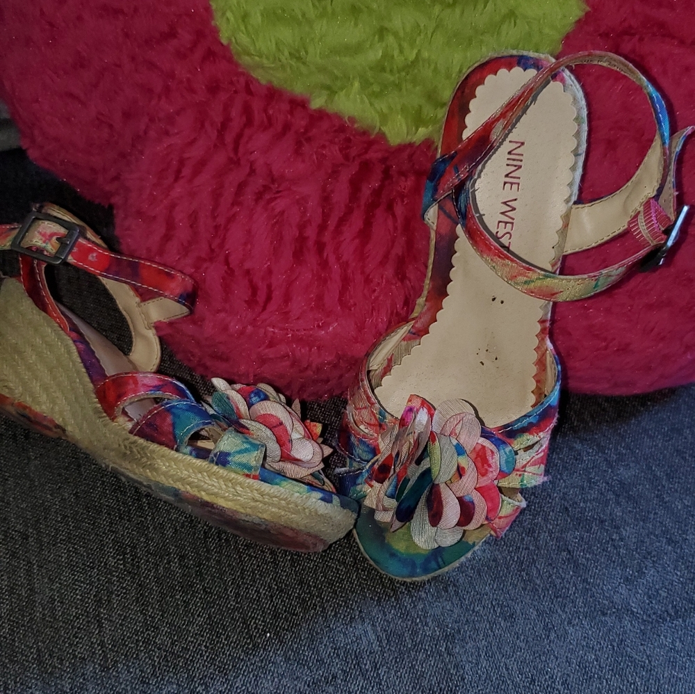 Sandal